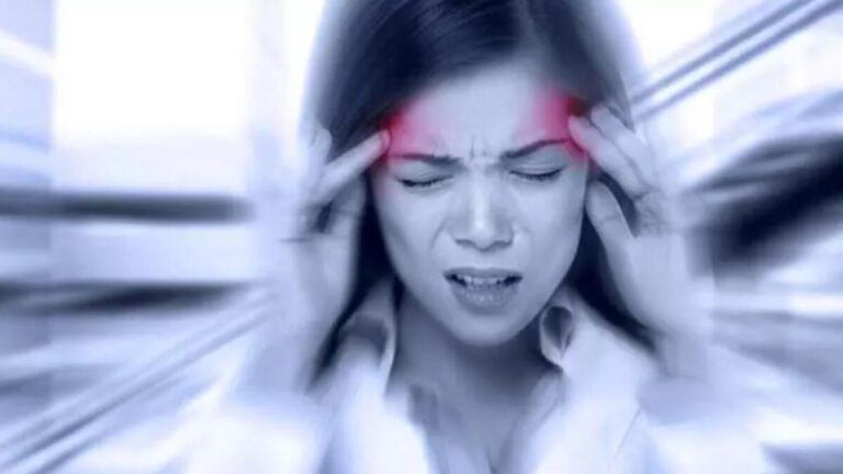 Migren hastaları yazın ekstra dikkat etmeli