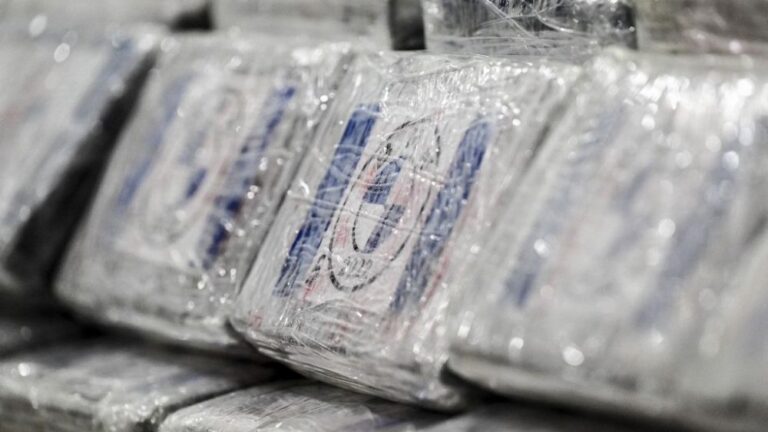 Avrupa’ya kokain akışını kontrol eden İtalyan mafyasına operasyon: 130 kişi tutuklandı