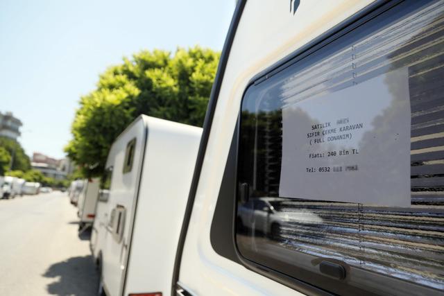 mahalleliyi-isyan-ettiren-karavan-park-karavan-galeriye-dondu_3161_dhaphoto12