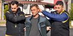 Karısını ve annesini vurup şöyle dedi: