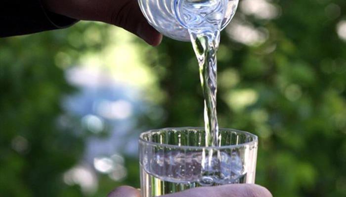 Güne su içerek başlayıp günü su içerek bitirmenin mucizevi faydası! Uzman isim koruyucu parolayı açıkladı ‘Hastalarımın hepsine öneriyorum’