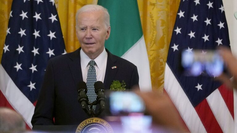 81 yaşındaki ABD Başkanı Biden, Trump’ın akıl sağlığıyla dalga geçti