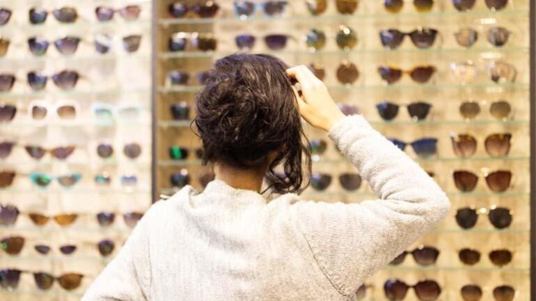 Ucuz güneş gözlüklerine dikkat: Gözünüz bozulabilir