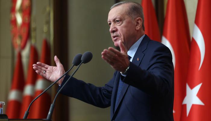 SETA’nın AK Parti için rapor hazırladığı iddiası ortalığı karıştırdı! “Erdoğan’ın artık zırhı yok” ifadeli haber için peş peşe açıklamalar geldi