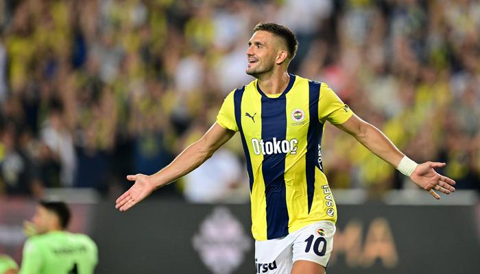 Tadic golünü attı tribünlere Icardi’yi hatırlattı! Galatasaray taraftarından tepki…Fenerbahçe