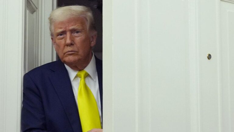 Trump, ABD’nin Rusya-Ukrayna barış görüşmelerinden çekileceği konusunda sessiz