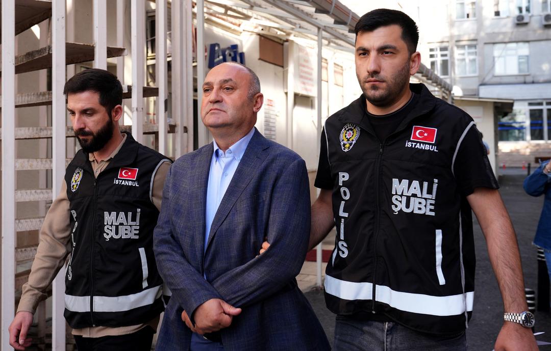 AA-20250523-38051633-38051630-Cypruuse