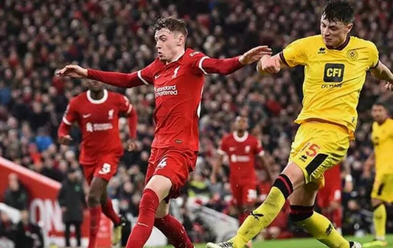 Futbolun İlk Kaptanlık Bandı: Nerede Ortaya Çıktı?