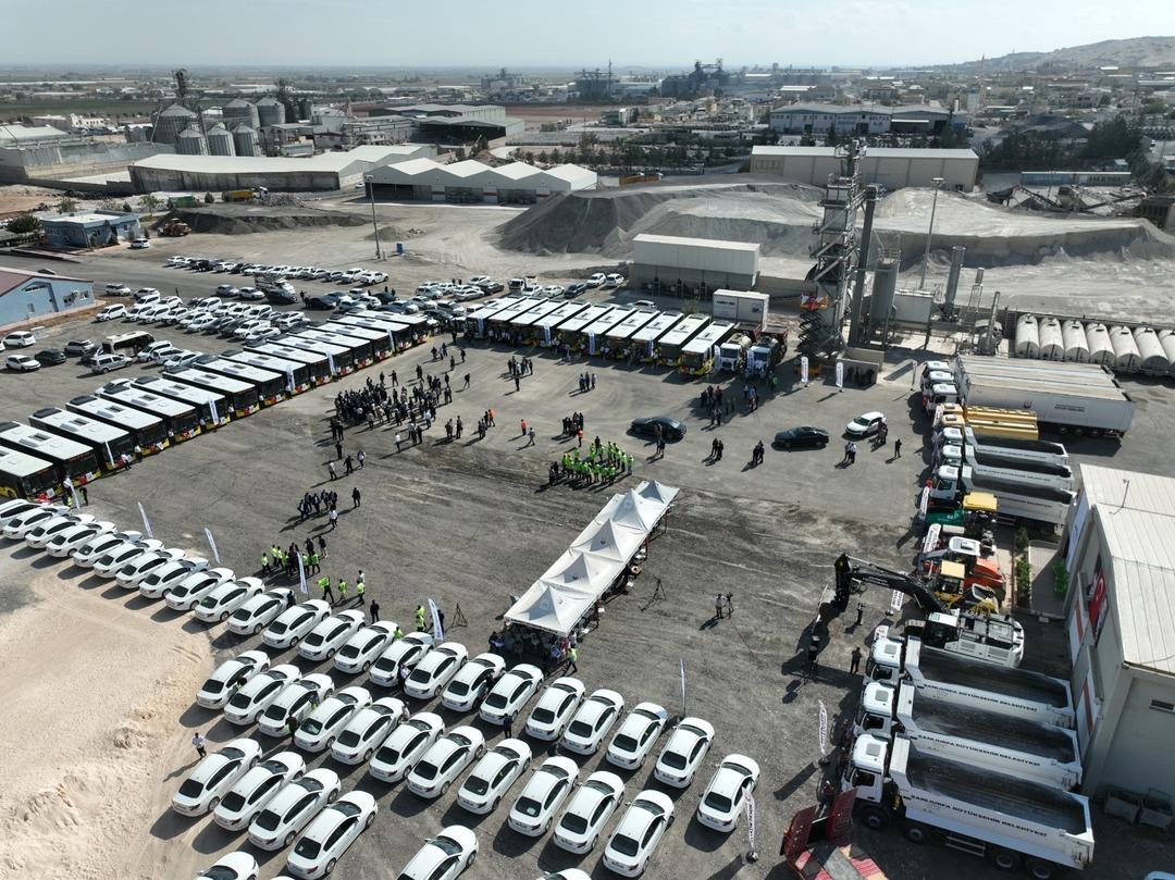 Şanlıurfa Büyükşehir Belediyesi filosunu genişletti! Belediye Başkanı Gülpınar: