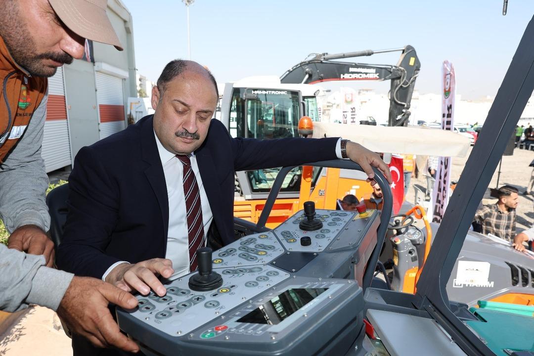 Şanlıurfa Büyükşehir Belediyesi filosunu genişletti! Belediye Başkanı Gülpınar: